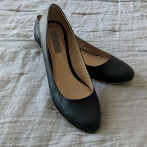 Nisolo Flats - Carbon Black - 8.5 US